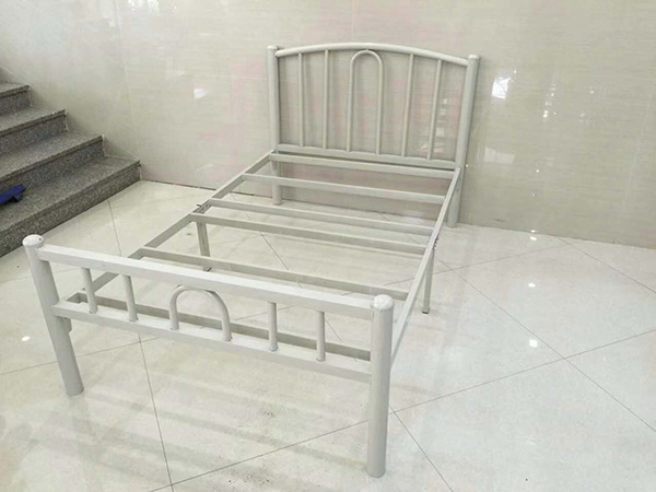 单层床